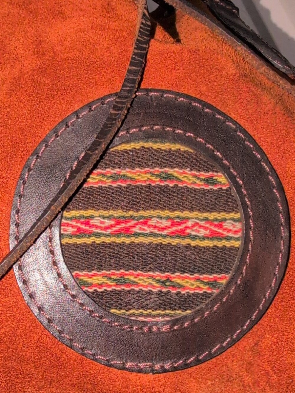 Manta Medallion Cinch Bucket Bag - Vintage - Picture 6 of 14